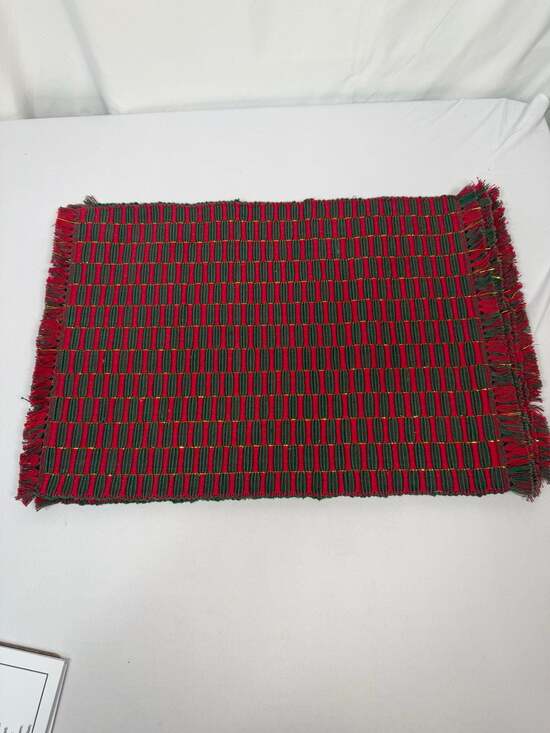 Unbranded Other - Red and Green Woven Fringed Christmas Placemats Set of 4
